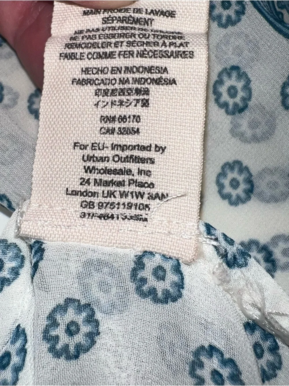Free People Blue and White Printed Boho Sheer Long Sleeve Blouse Sz XS - Picture 10 of 14